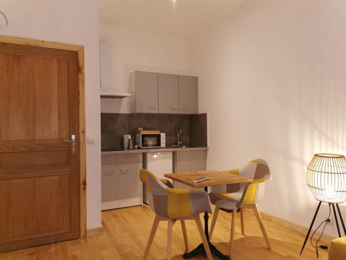 Centre Confolens Studios Renoves 외부 사진